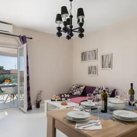 Appartement Stullich With Swimming Pool And Sauna