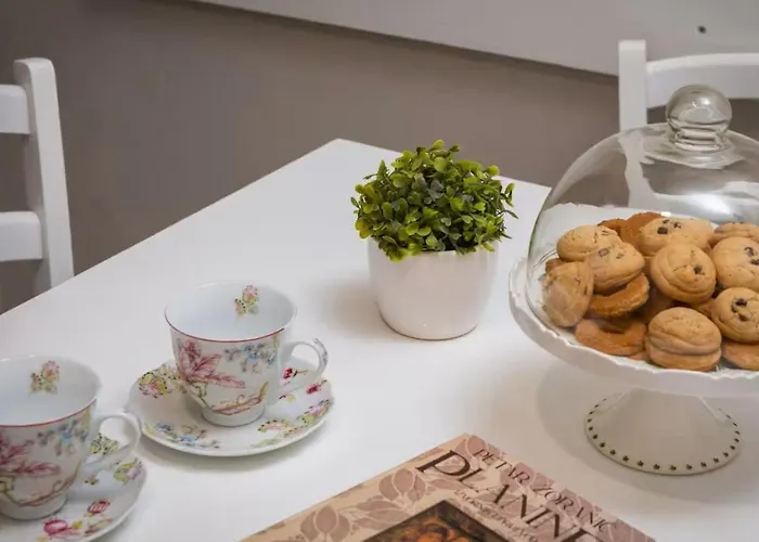 Stullich With Swimming Pool And Sauna 아파트