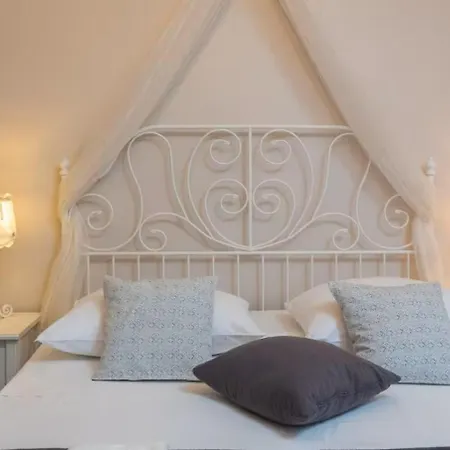 Stullich With Swimming Pool And Sauna *