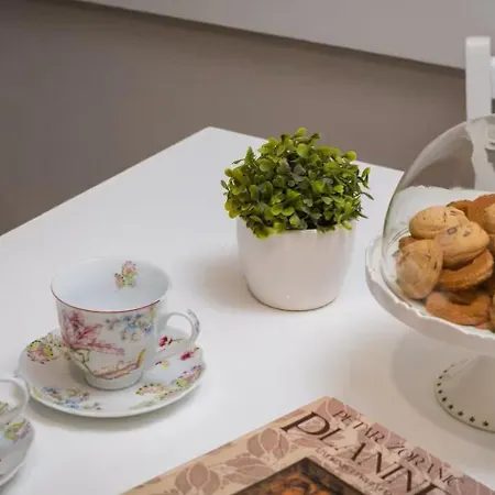 Stullich With Swimming Pool And Sauna Apartman