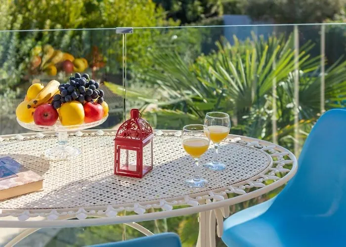 Stullich With Swimming Pool And Sauna